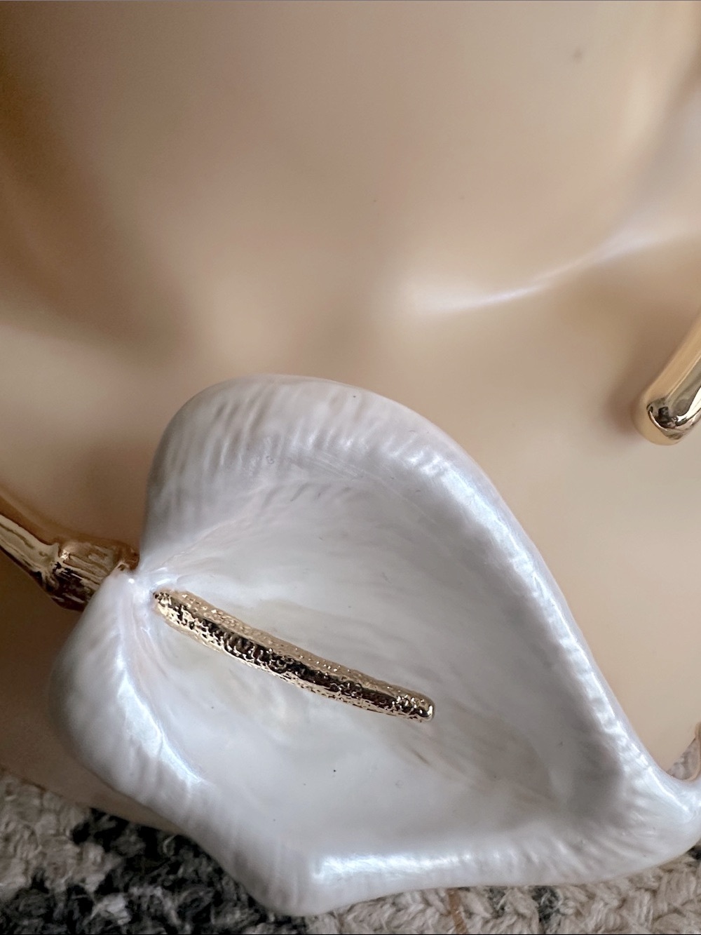 Camila Coelho Gold Collar Necklace with White Calla Lily - Picture 6 of 9